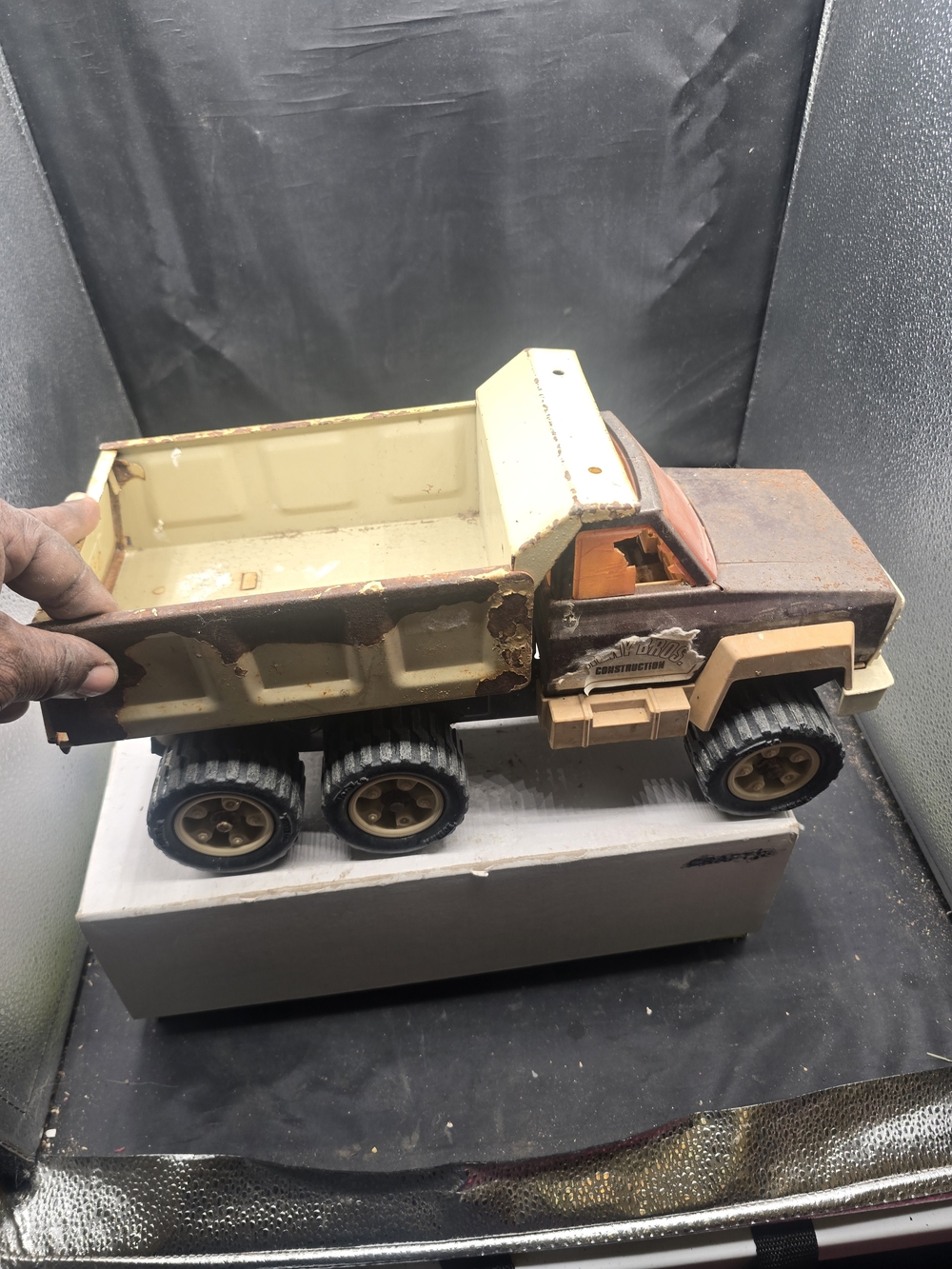 Tonka Brown & Cream Metal‎ Dump Truck
